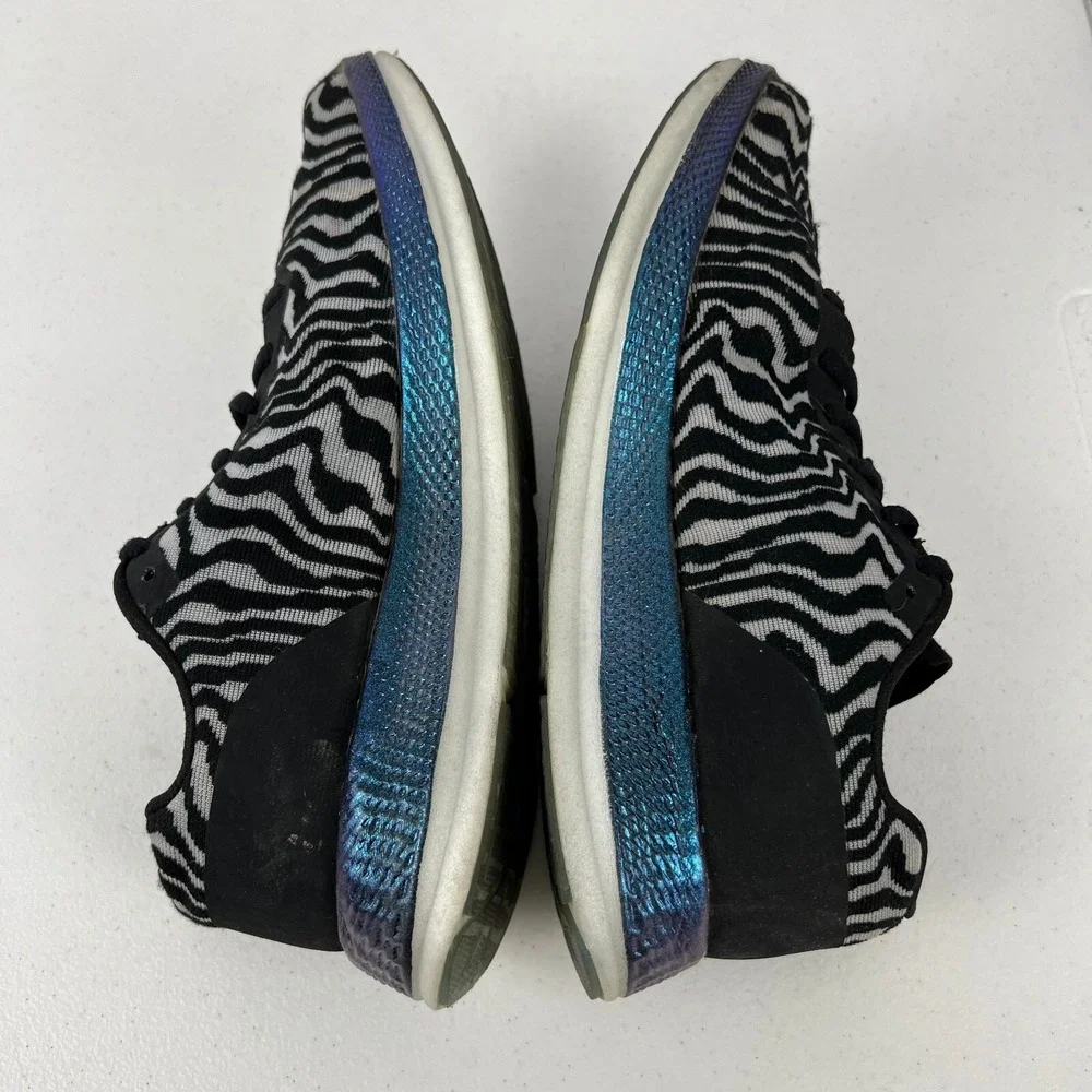 Skechers Go Run Razor 3 Cloak Running Shoes Womens 6 Black Zebra Lace Up Low Top